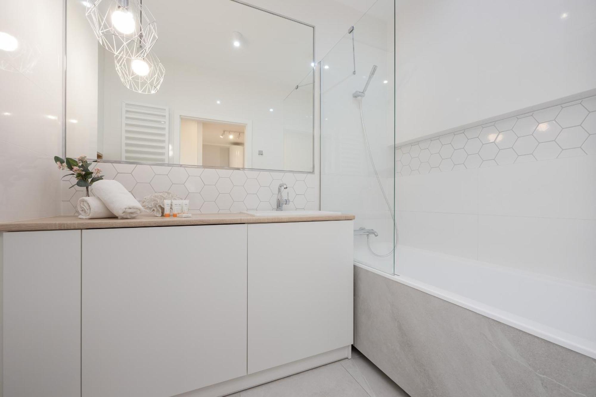 Zajezdnia Wrzeszcz Modern & Stylish Apartment Gym Gdansk By Noclegi Renters Exteriör bild