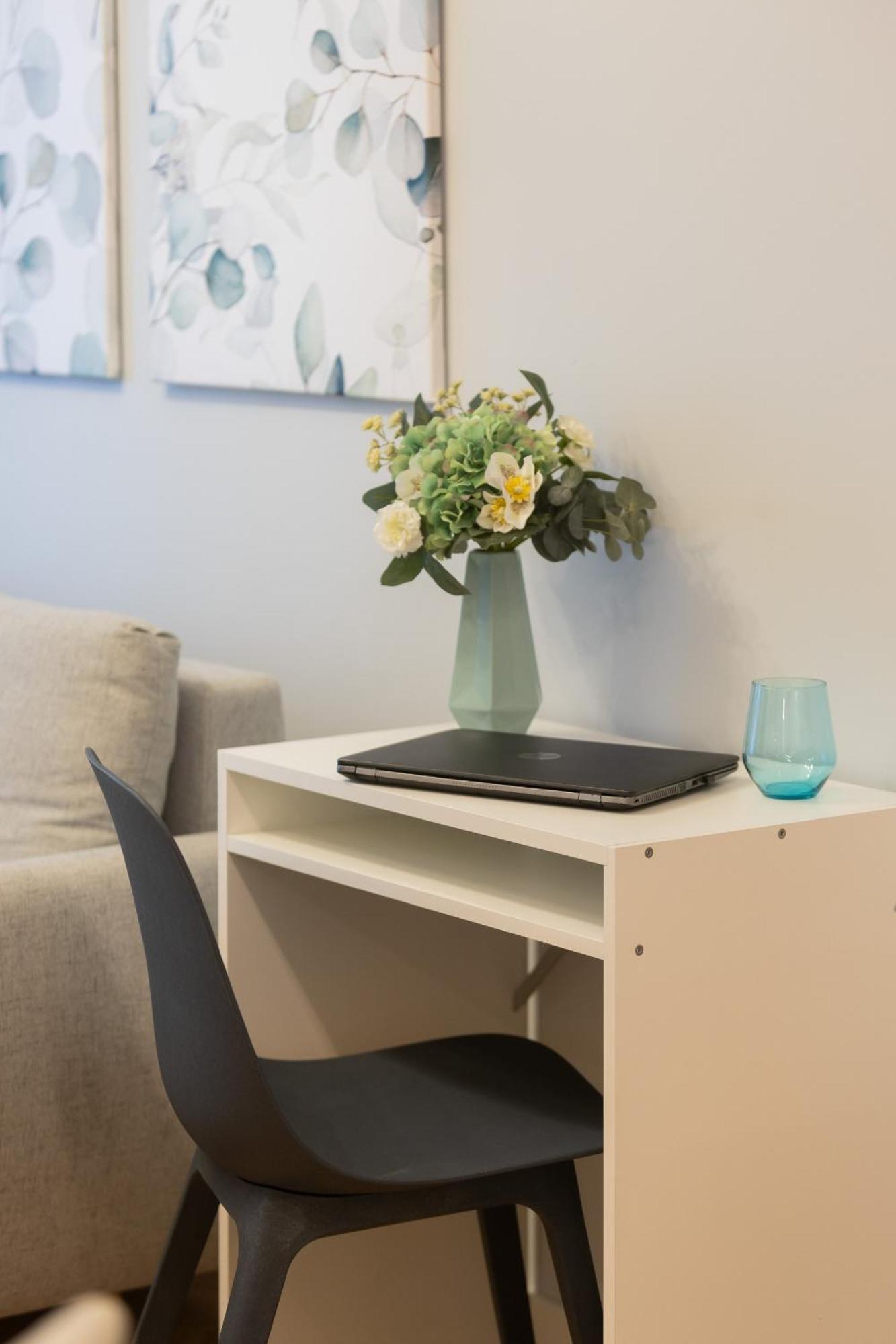 Zajezdnia Wrzeszcz Modern & Stylish Apartment Gym Gdansk By Noclegi Renters Exteriör bild
